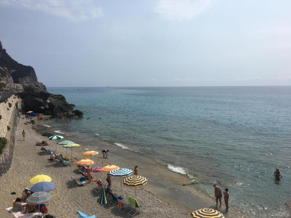 In Campagna Al Mare Apartman Quiliano Kültér fotó