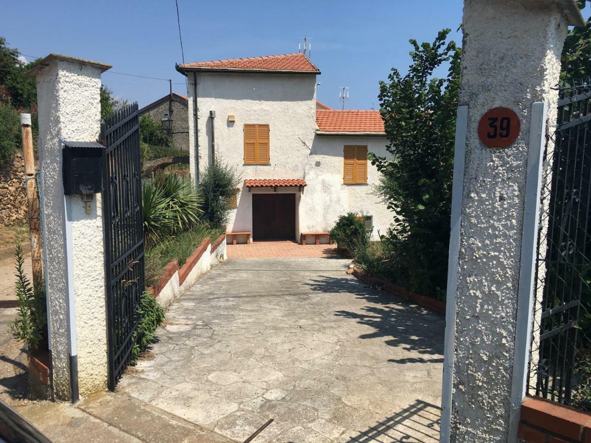 In Campagna Al Mare Apartman Quiliano Kültér fotó
